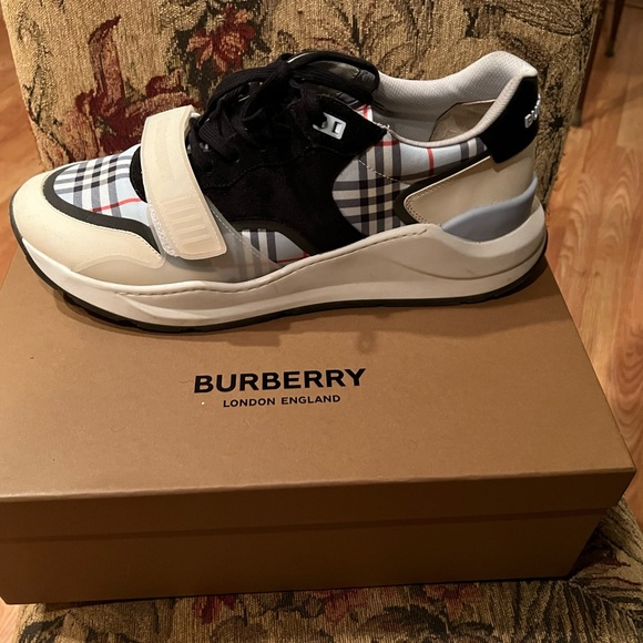 BURBERRY RAMSEY PALE BLUE CHECK CANVAS SUEDE LOGO STRAP SNEAKERS - Picture 3 of 3